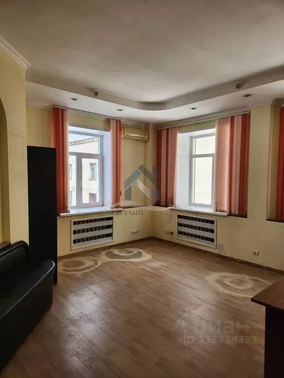 Офис в Алтайский край, Барнаул Партизанская ул., 266Б (39 м) - Фото 1