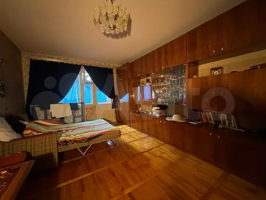 2-к. квартира, 54 м, 1/9 эт. - Фото 1