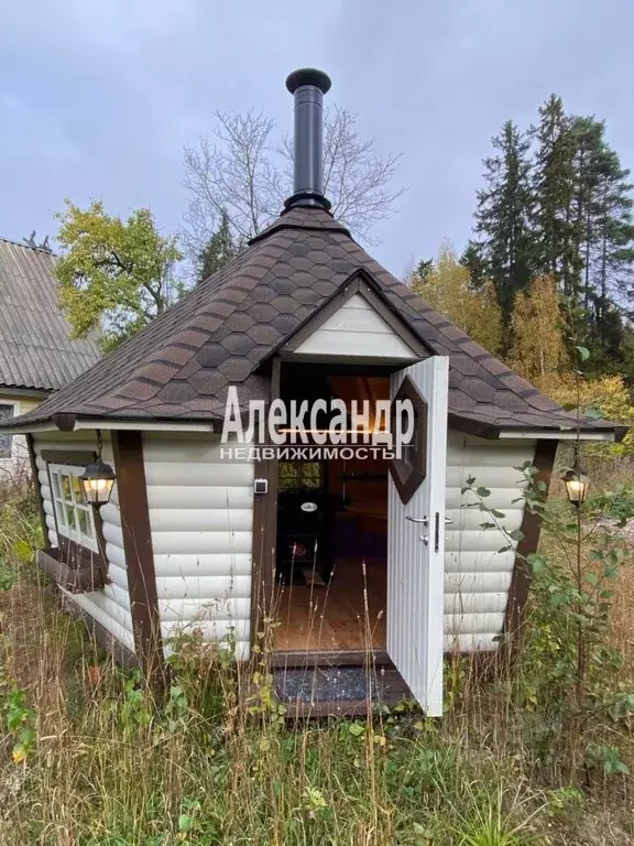 Участок в Ленинградская область, Приозерский район, Ларионовское ... - Фото 1