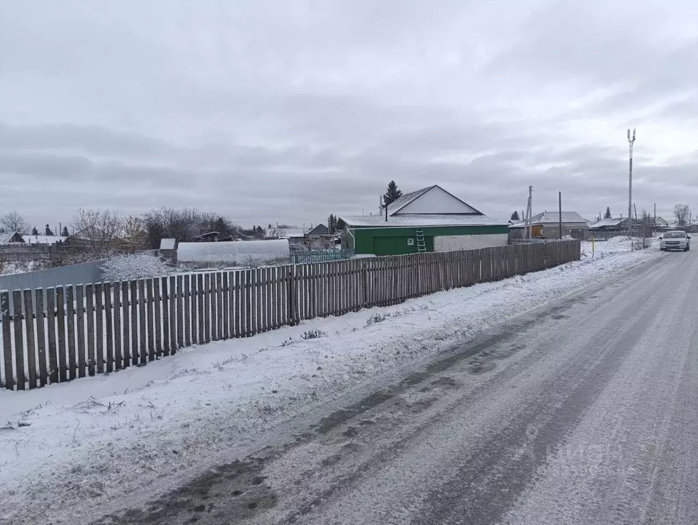 Дом в Омская область, Тюкалинск ул. Чапаева (72 м) - Фото 2