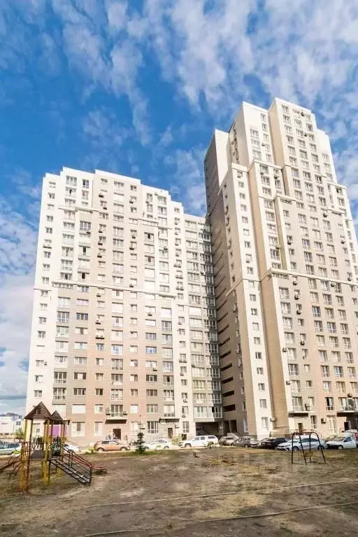 3-к кв. Татарстан, Казань Чистопольская ул., 61б (75.0 м) - Фото 0