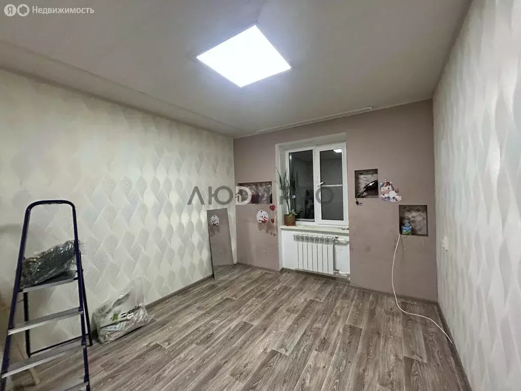 3-комнатная квартира: Сыктывкар, улица Катаева, 51 (67 м) - Фото 1