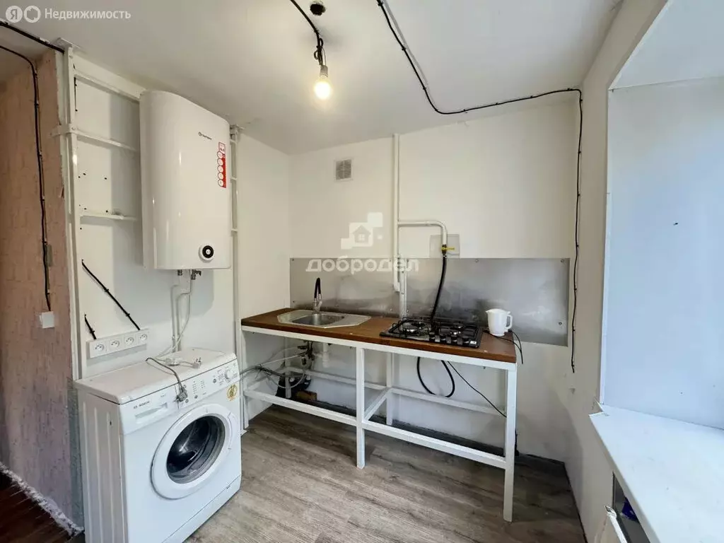 Квартира-студия: Екатеринбург, улица Косарева, 1 (31.4 м) - Фото 2