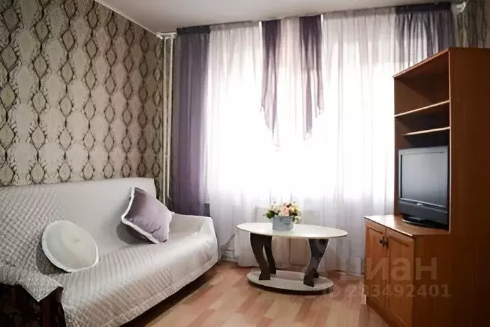 1-к кв. Вологодская область, Череповец ул. Маяковского, 17 (37.0 м) - Фото 1