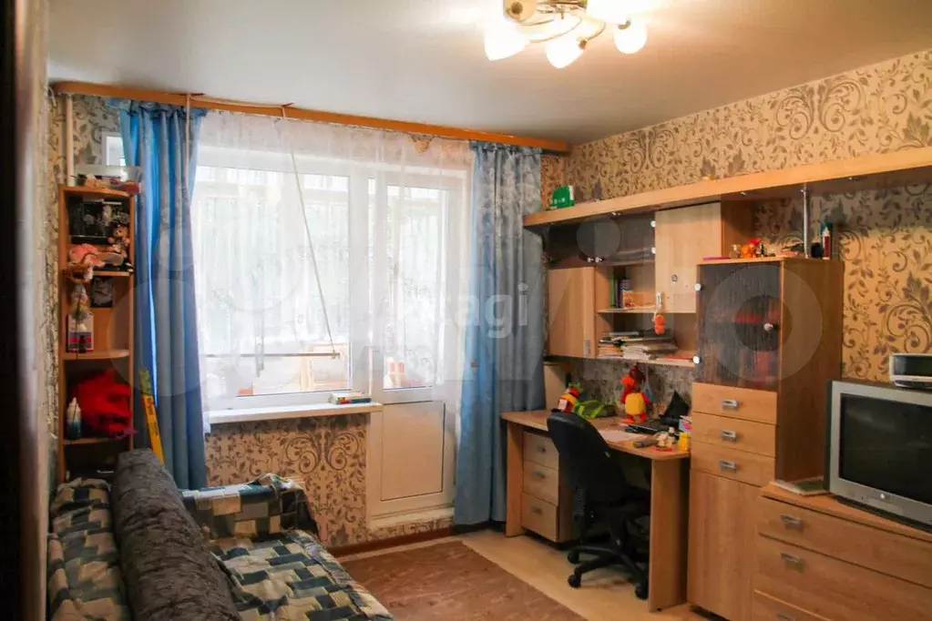 Комната 16 м в 5-к., 1/9 эт. - Фото 0
