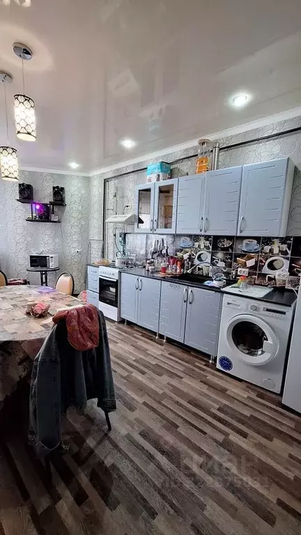 3-к кв. Астраханская область, Астрахань Космическая ул., 6 (75.7 м) - Фото 2