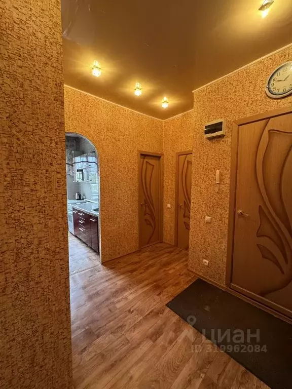 3-к кв. Кемеровская область, Новокузнецк ул. Кирова, 5 (55.0 м) - Фото 0