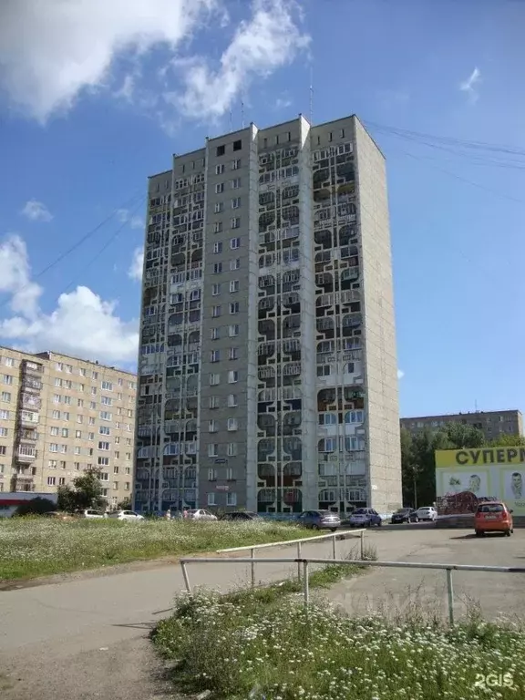 2-к кв. Удмуртия, Ижевск Автозаводская ул., 42А (50.0 м) - Фото 0