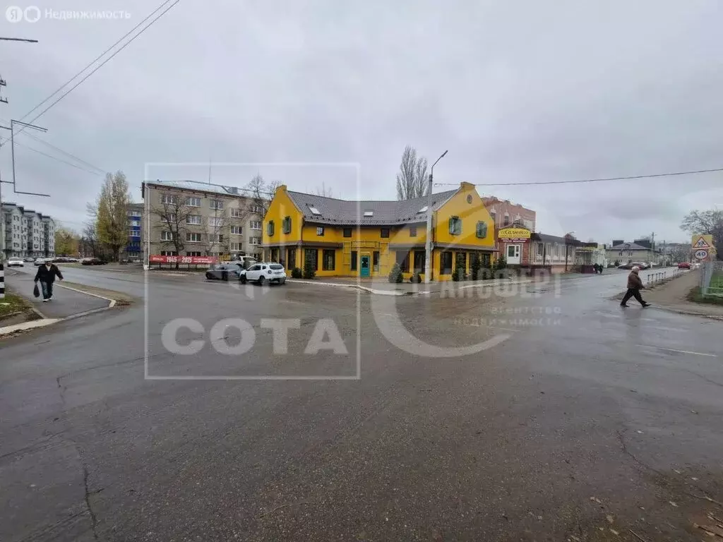 Торговая площадь (489 м) - Фото 1