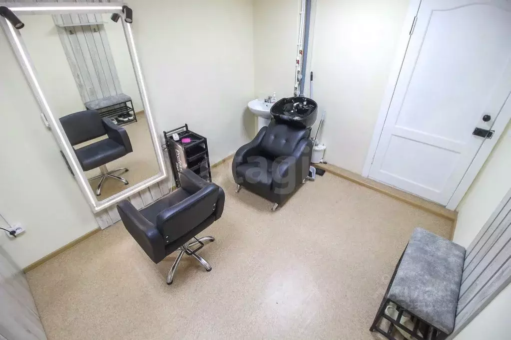 Офис в Алтайский край, Барнаул ул. 80-й Гвардейской Дивизии, 68 (11 м) - Фото 2