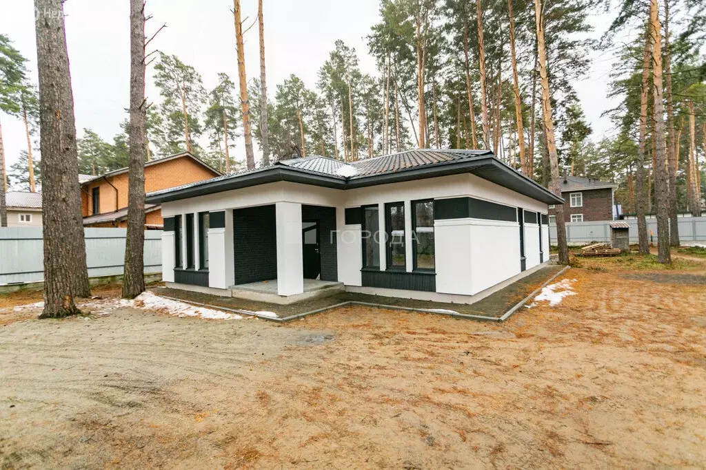 Дом в Приобский, улица Лесная Поляна, 34 (140.9 м) - Фото 1