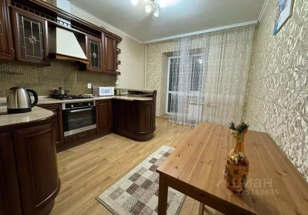 1-к кв. Самарская область, Самара Ленинградская ул., 100 (50.0 м) - Фото 1