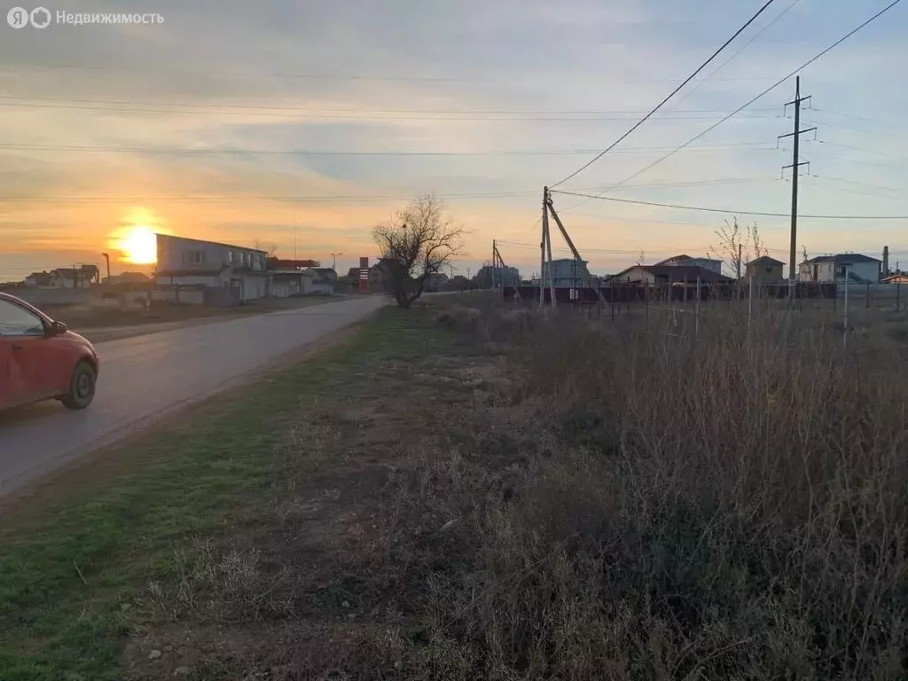 Участок в посёлок городского типа Заозёрное, Садовая улица (6 м) - Фото 0