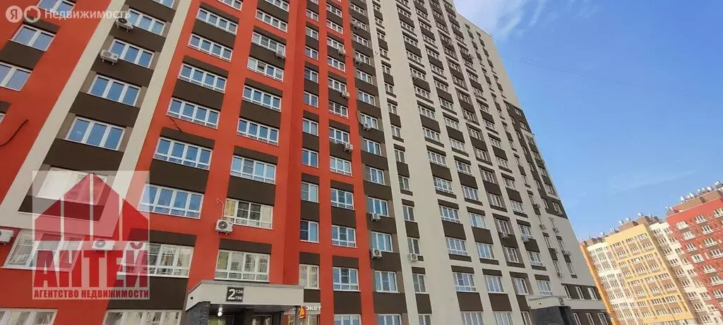 4-комнатная квартира: Нижний Новгород, проспект Героев Донбасса, 5 ... - Фото 1