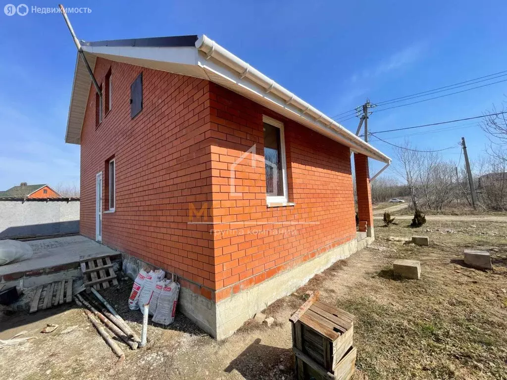 Дом в Саратовская, Рябиновая улица (90 м) - Фото 1