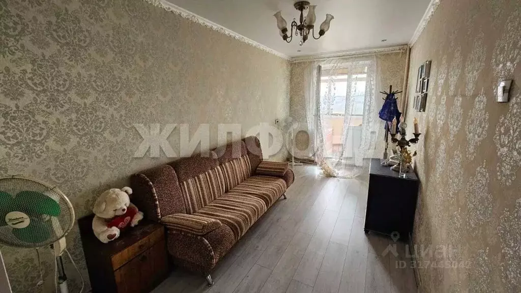 3-к кв. Новосибирская область, Новосибирск ул. 9-й Гвардейской ... - Фото 1