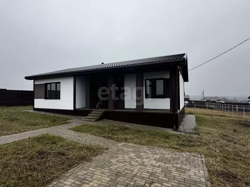 Дом в Белгородская область, Белгородский район, Головинское с/пос, с. ... - Фото 1