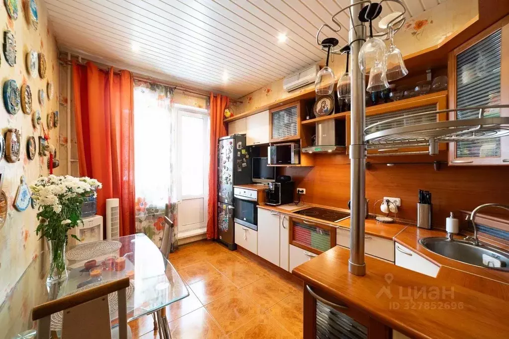 2-к кв. Санкт-Петербург ул. Метростроевцев, 5 (72.0 м) - Фото 1