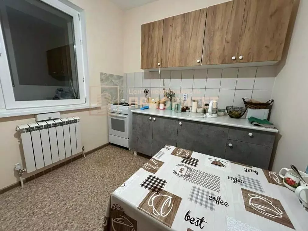1-к кв. Саха (Якутия), Горный улус, с. Бердигестях ул. Комарова, 12 ... - Фото 1