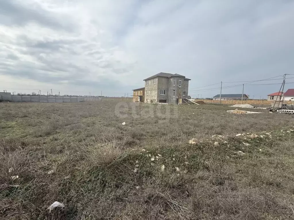 Участок в Крым, Сакский район, Молочненское с/пос, с. Витино  (8.0 ... - Фото 1