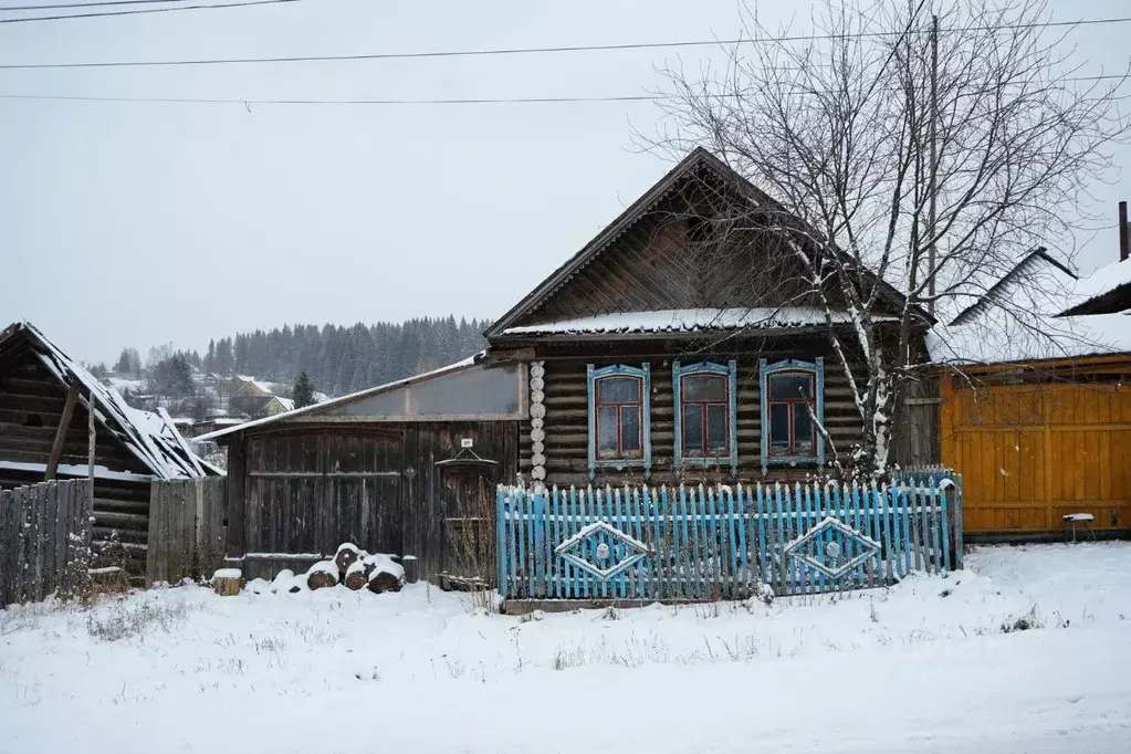 Дом в Челябинская область, Нязепетровск ул. Южанинова (33 м) - Фото 0