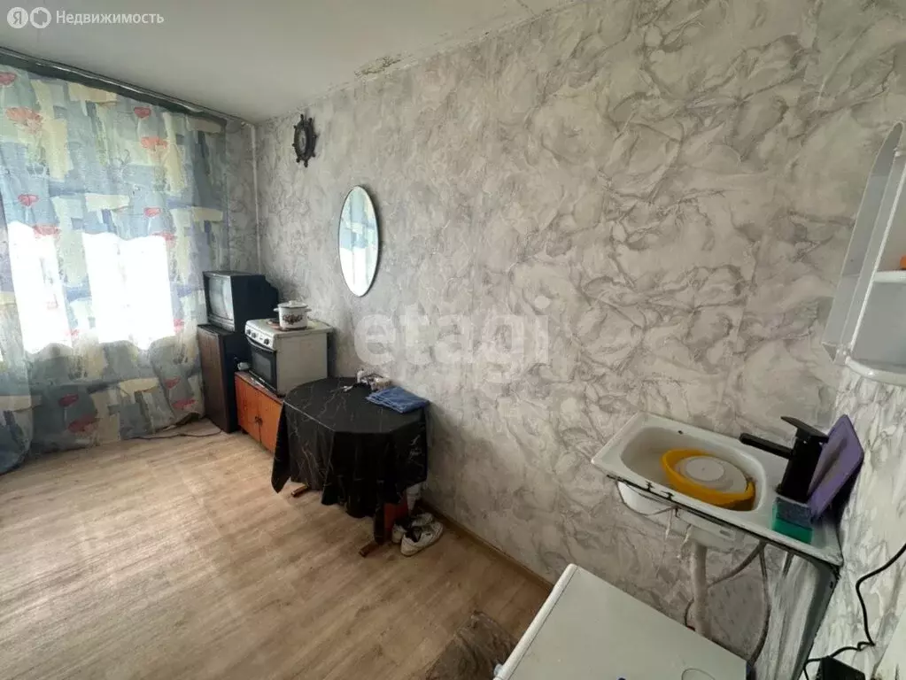 Квартира-студия: Кемерово, Спортивная улица, 34А (13 м) - Фото 1