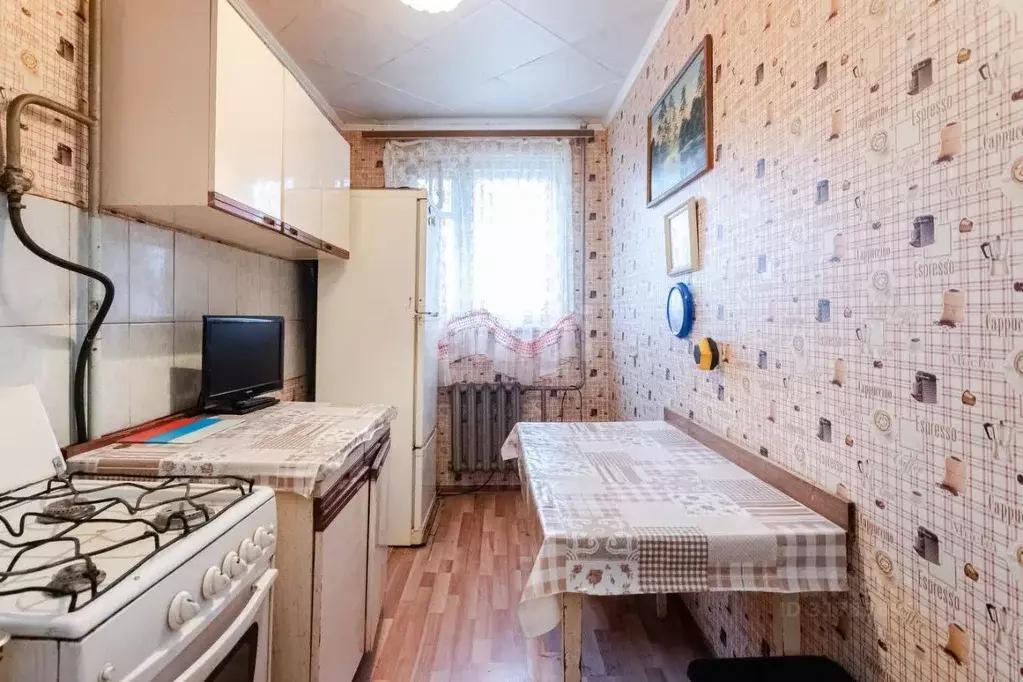 2-к кв. Свердловская область, Екатеринбург ул. Латвийская, 38 (43.6 м) - Фото 1