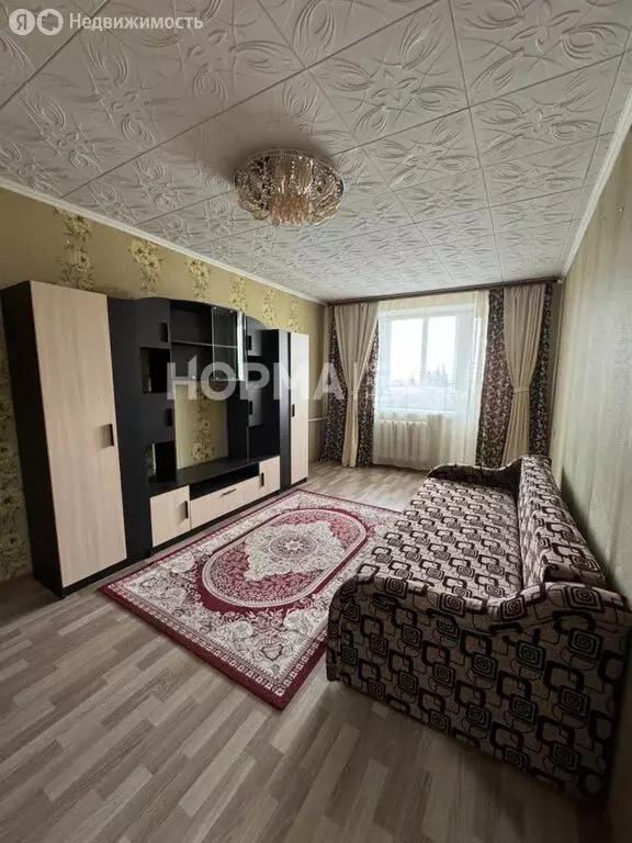 1-комнатная квартира: Октябрьский, 25-й микрорайон, 19 (34.3 м) - Фото 0