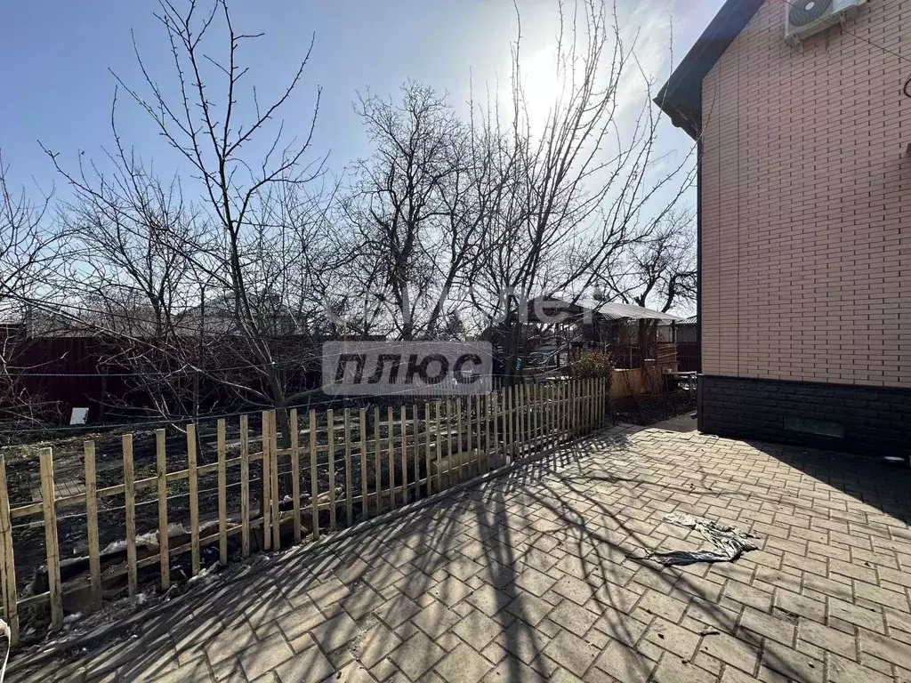 Дом в Ростовская область, Ростов-на-Дону Верная ул., 121 (140 м) - Фото 1