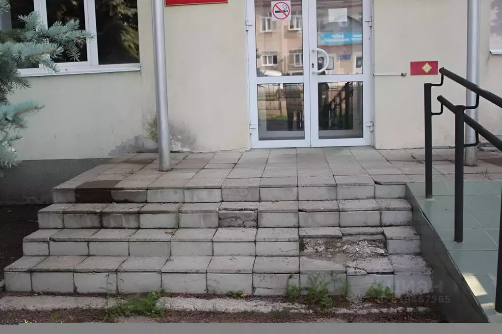 Помещение свободного назначения в Башкортостан, с. Ермекеево ул. ... - Фото 0