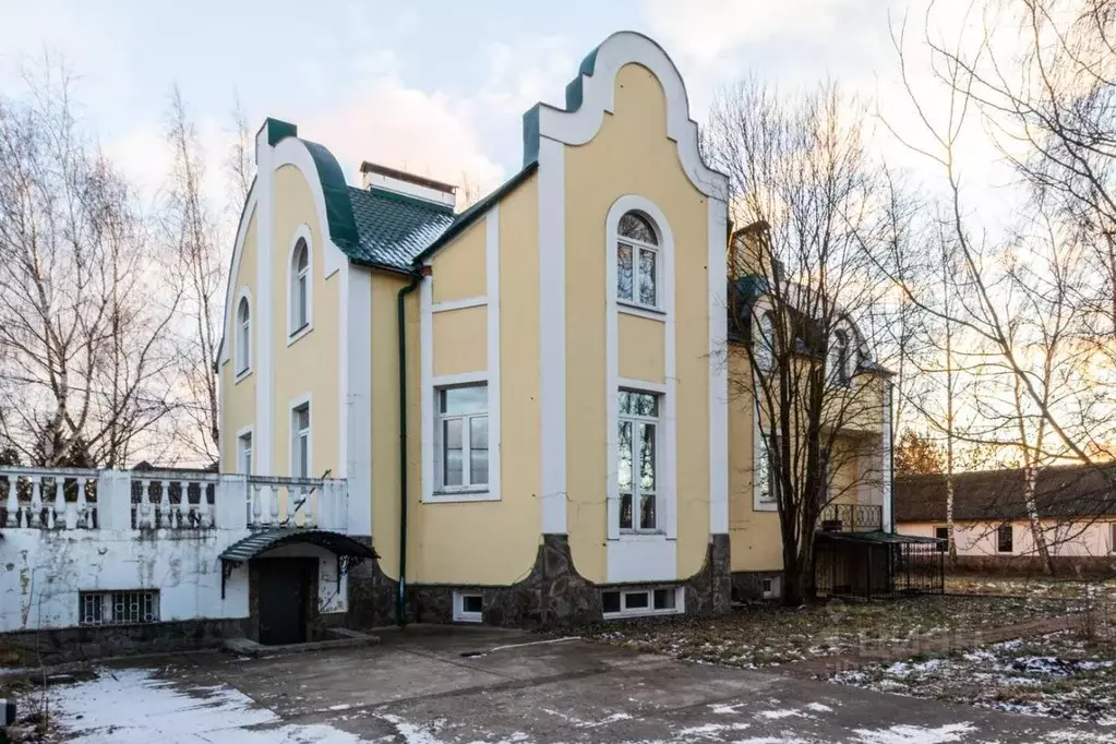 Дом в Москва с. Остафьево, ул. Рагово, 23 (442 м) - Фото 1