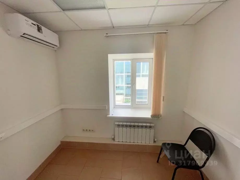 Офис в Саратовская область, Саратов ул. Имени С.С. Бирюзова, 27 (10 м) - Фото 1