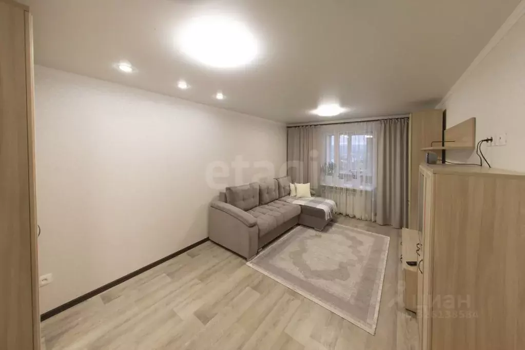 1-к кв. Татарстан, Альметьевск Старое Альметьево мкр, ул. Больничная, ... - Фото 1