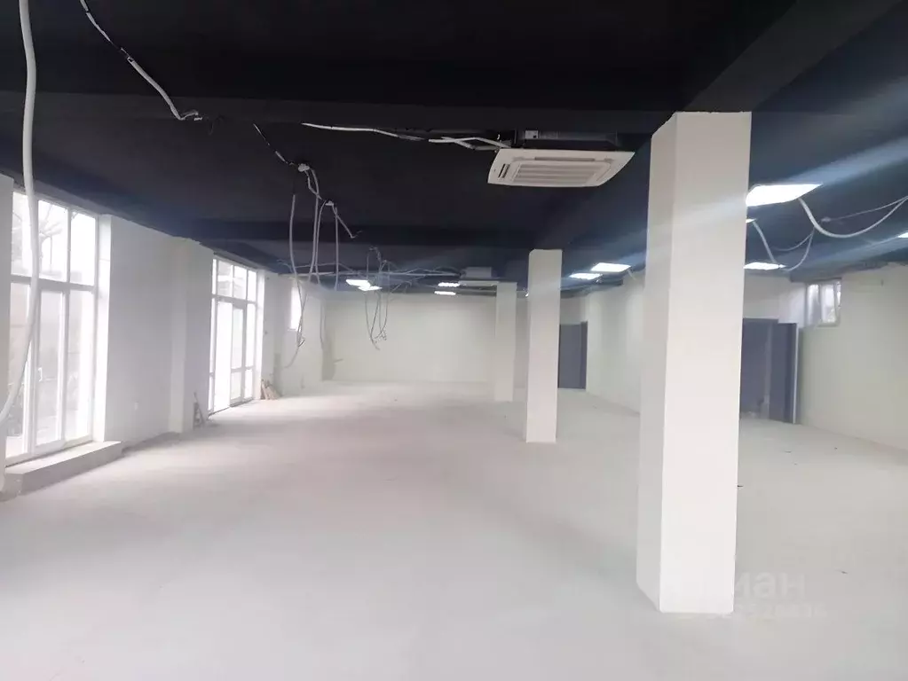 Помещение свободного назначения в Крым, Симферополь ул. Первомайская, ... - Фото 1