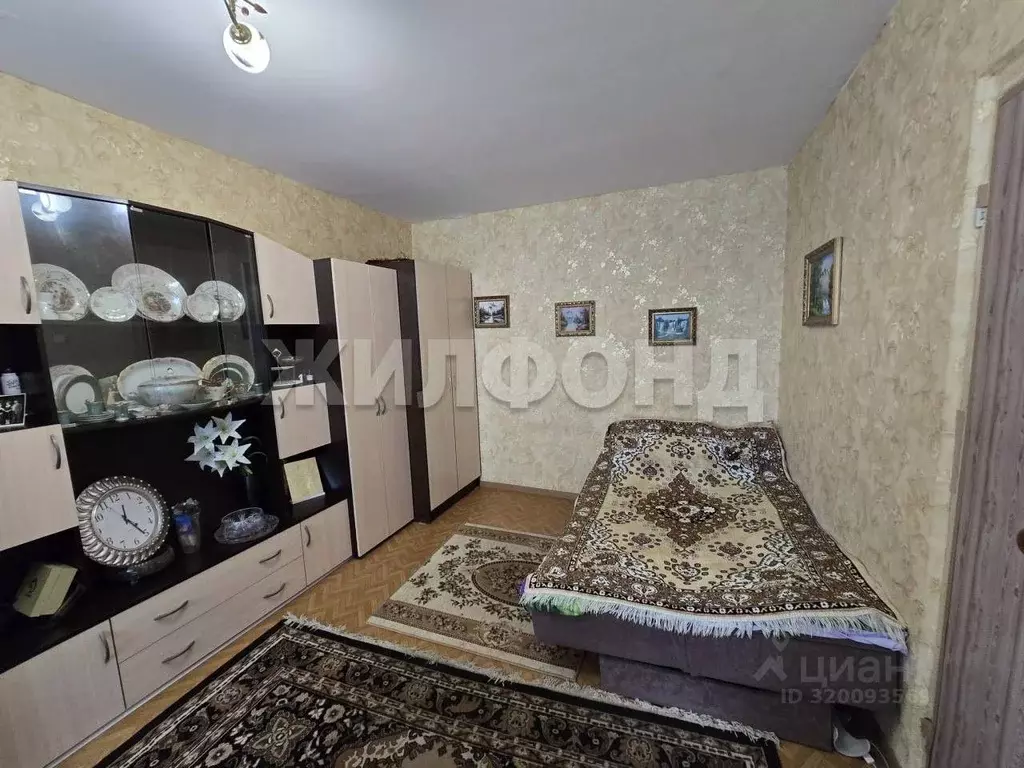 2-к кв. Алтайский край, Барнаул Взлетная ул., 32 (44.0 м) - Фото 1