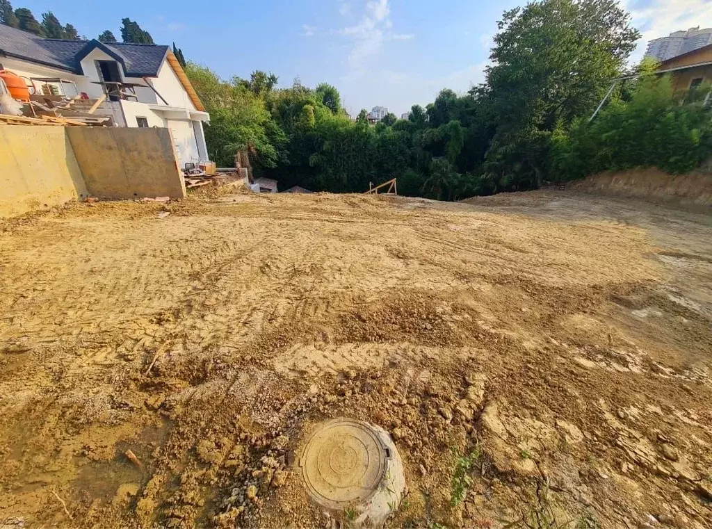 Участок в Краснодарский край, Сочи Светлана мкр, ул. Грибоедова, 32 ... - Фото 1