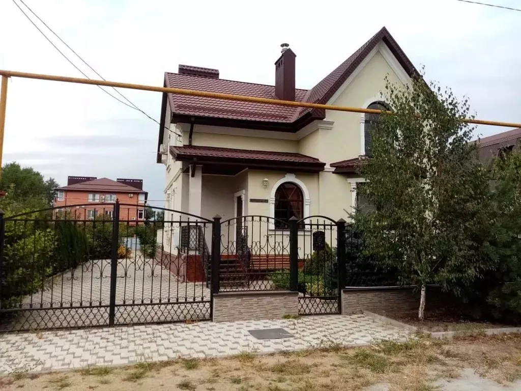 Дом в Краснодарский край, Горячий Ключ пер. Сосновый, 1 (170 м) - Фото 0