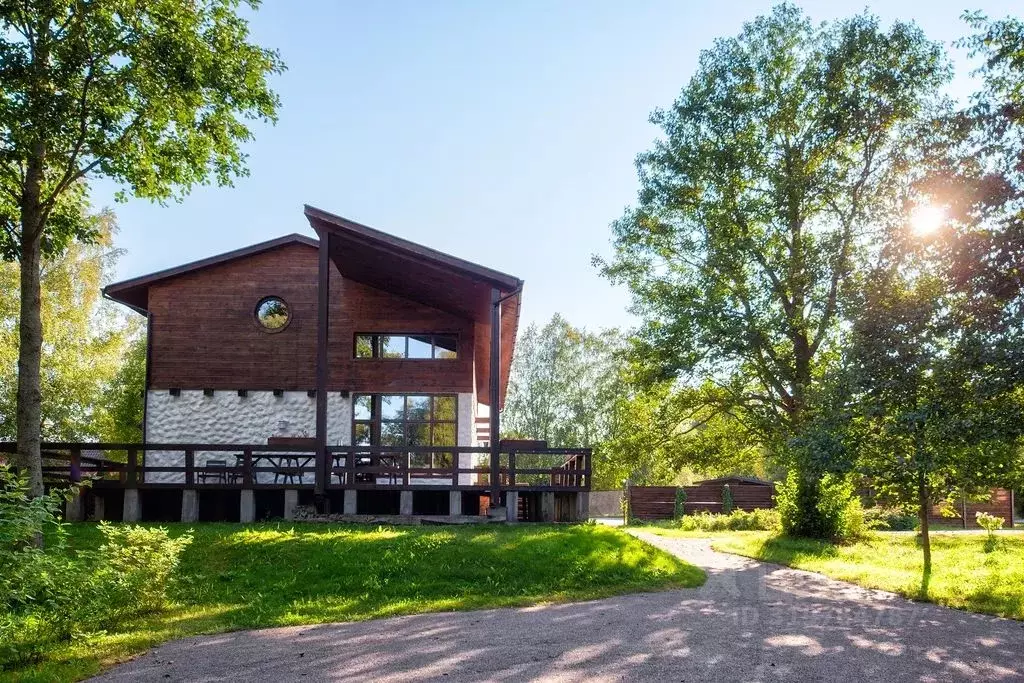 Дом в Ленинградская область, Выборгский район, Приморское городское ... - Фото 1