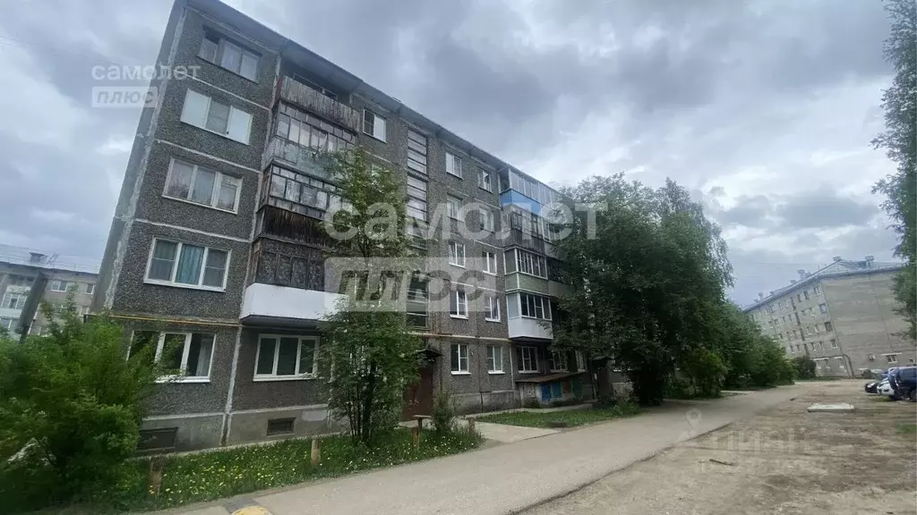 3-к кв. Архангельская область, Коряжма ул. Лермонтова, 16 (58.1 м) - Фото 0