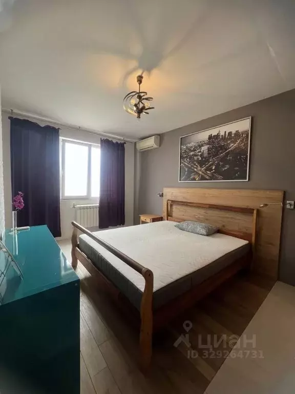 2-к кв. Самарская область, Самара Революционная ул., 3 (77.9 м) - Фото 1