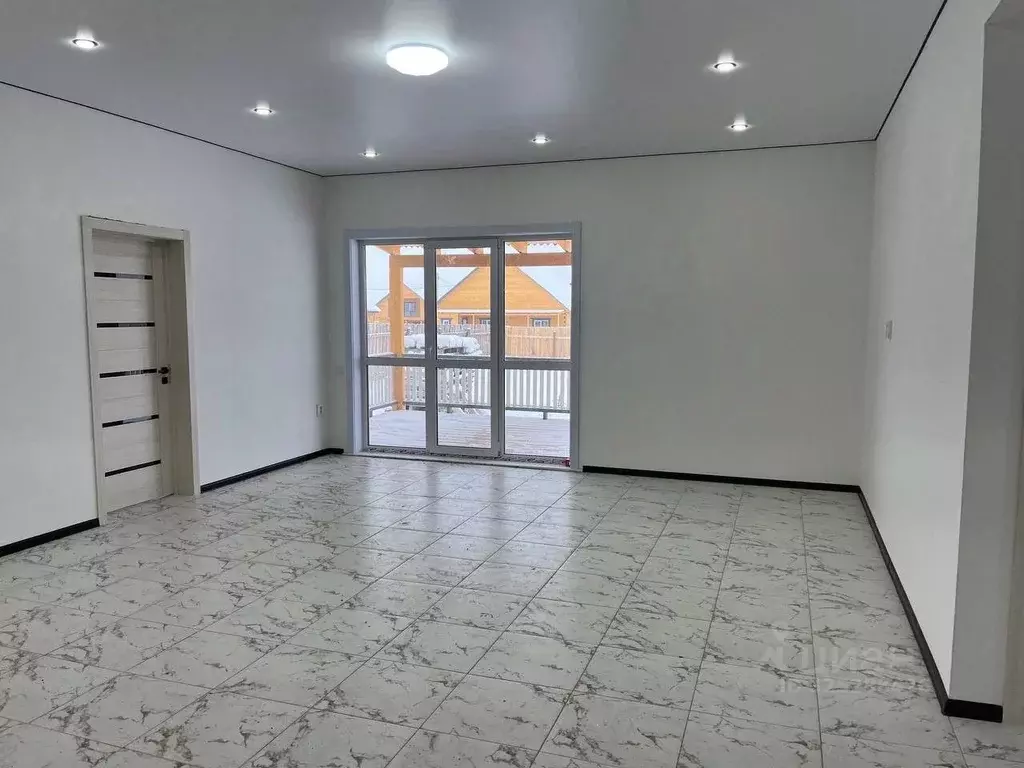 Дом в Иркутская область, Иркутский муниципальный округ, с. Хомутово ... - Фото 2