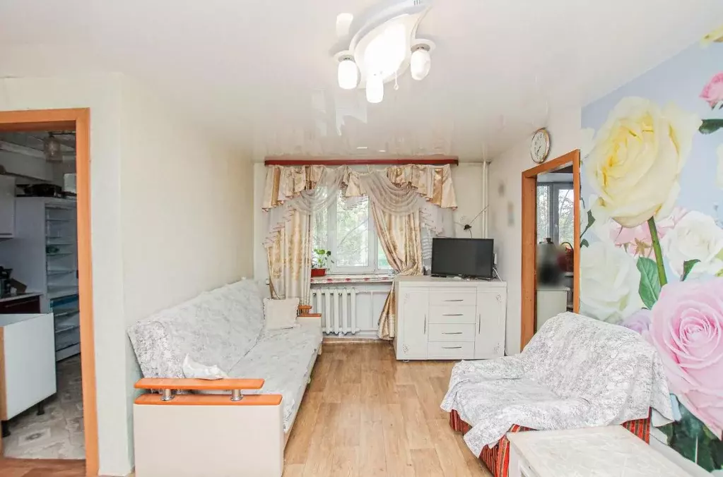 2-к кв. Бурятия, Улан-Удэ ул. Гагарина, 35 (43.7 м) - Фото 0
