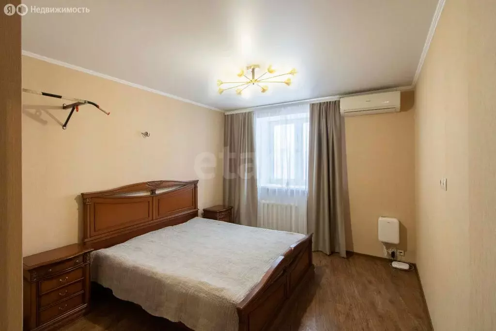 1-комнатная квартира: Тюмень, улица Софьи Ковалевской, 4 (69.7 м) - Фото 2