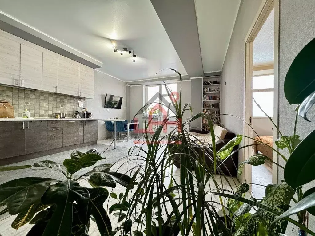 3-к кв. Ставропольский край, Ессентуки Новопятигорская ул., 1/2 (99.5 ... - Фото 1