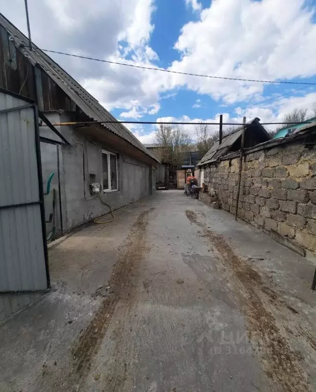 Дом в Оренбургская область, Оренбург пос. Подмаячный, ул. Квартал № ... - Фото 1