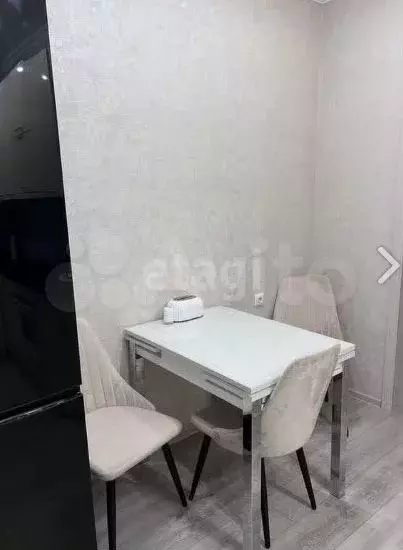 2-к. квартира, 70 м, 5/5 эт. - Фото 1