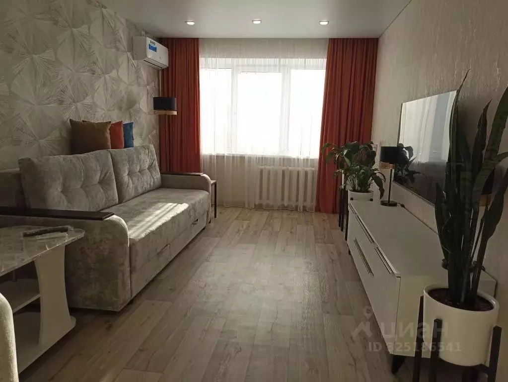 2-к кв. Челябинская область, Сатка Бакальская ул., 3 (45.0 м) - Фото 1