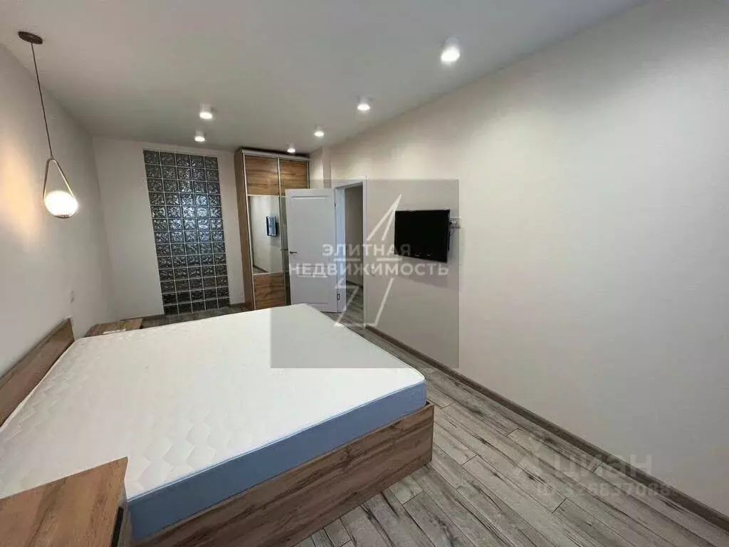 3-к кв. Татарстан, Казань ул. Вишневского, 61А (82.0 м) - Фото 1