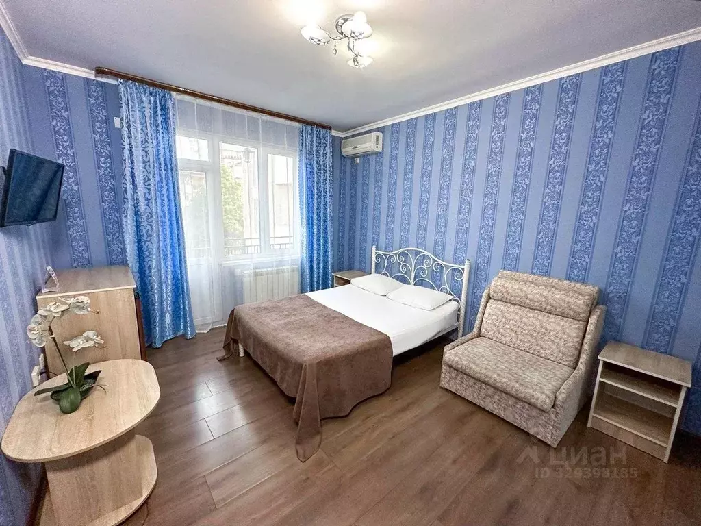 Комната Краснодарский край, Сочи Адлер жилрайон, ул. 8 Марта, 10 (20.0 ... - Фото 1
