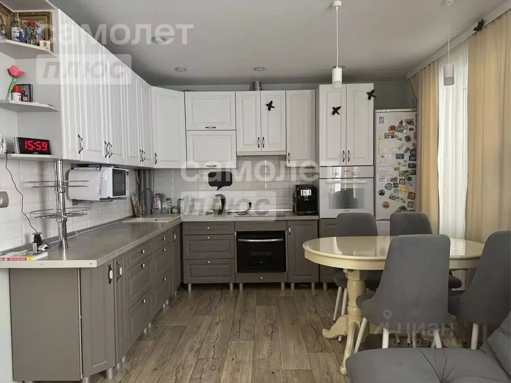 2-к кв. Чувашия, Новочебоксарск ул. 10-й Пятилетки (58.0 м) - Фото 0